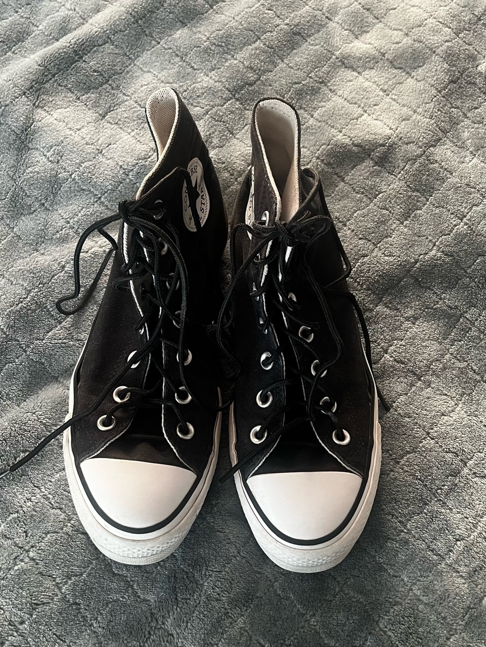 Converse Black & White‎ High Top Canvas Sneakers